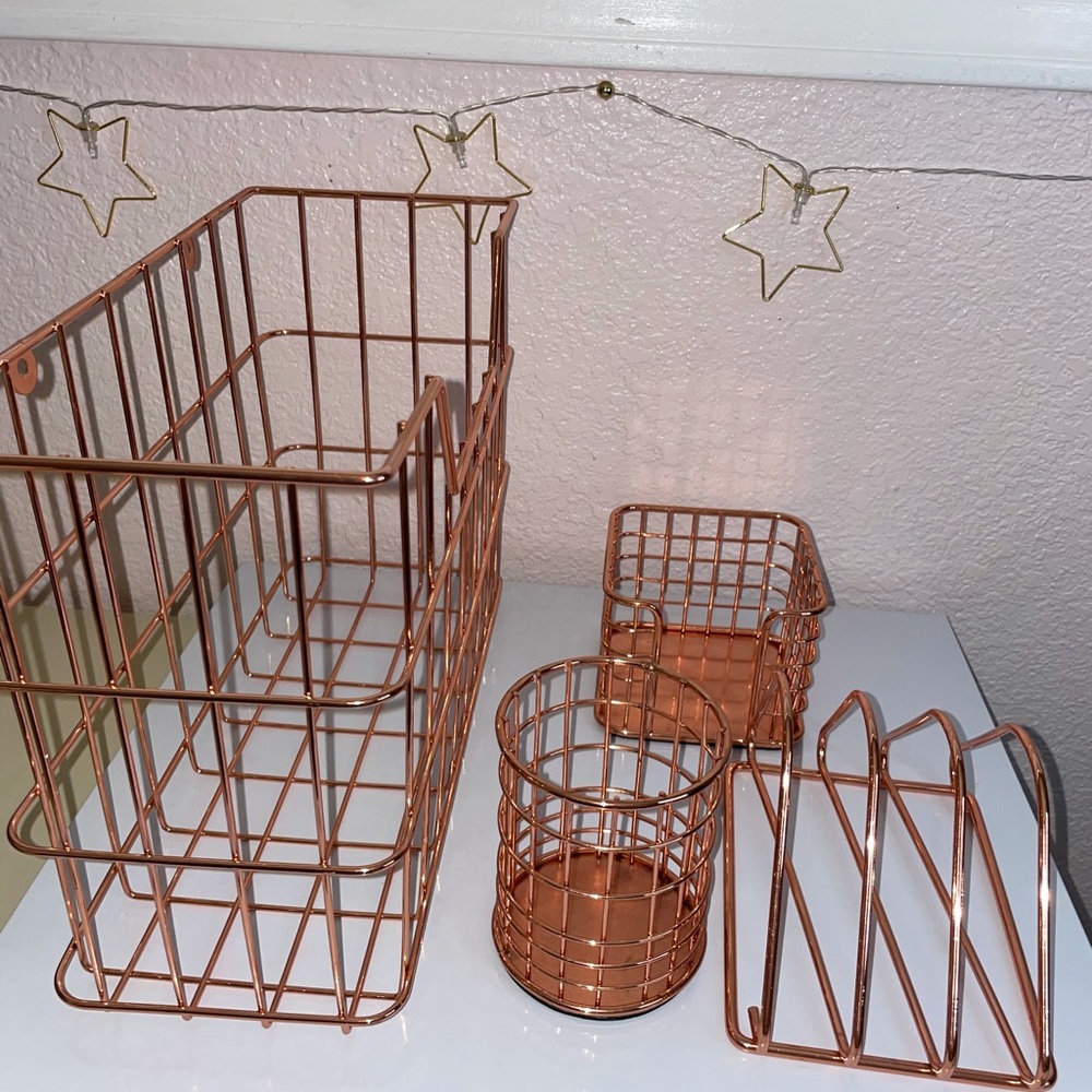 Rose gold bedroom / office wire organization set